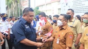 Pemkot Ambon Canangkan Bagi-bagi 10 Juta Bendera Merah Putih