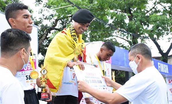 Pangdam Pattimura Apresiasi Prestasi Prajurit dalam Swissbell Fun Run