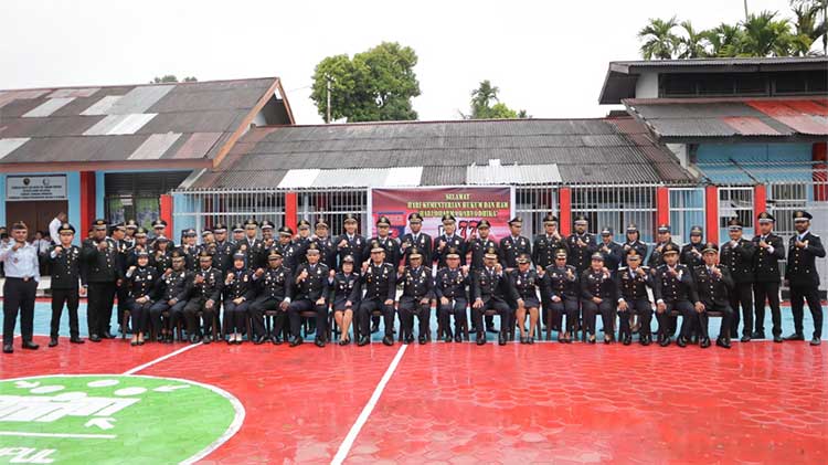 Kantor Imigrasi Biak Gelar Upacara - Syukuran HDKD Kemenkumhan ke 77 2 Kantor Imigrasi Biak Upacara HKDK 77 2