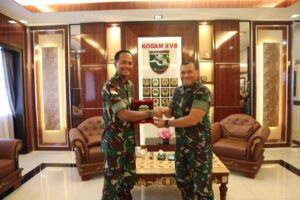 Pangdam Terima Kunker Pangkoopsud III di Makodam XVII/Cenderawsih