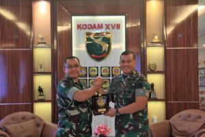 Tim Puldata Staf Ahli Panglima TNI Kunjungi Makodam XVII/Cenderawasih