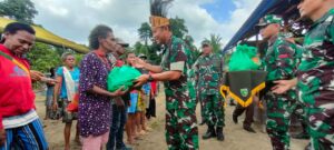 Asrena Kasad Kunjungi Lokasi TMMD ke-114 Kodim Jayapura di Kampung Suskun