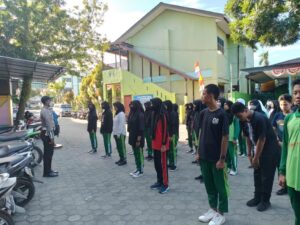 Siswa SMP Yapis Manokwari Ikut Latihan Patroli Keamanan Sekolah