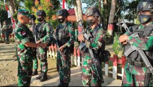 Kunjungi Pos Satgas TNI 711/RKS, Ini Pesan Danrem JO Sembiring Kepada Prajurit TNI