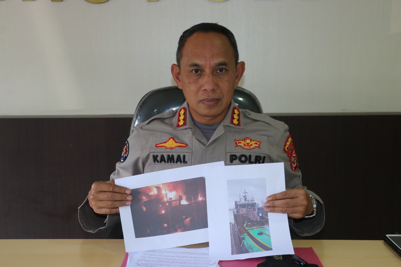 Kapal LCT Pertamina Terbakar di Mappi, 1 Orang MD, 4 Korban Hilang 1 WhatsApp Image 2022 08 18 at 15.41.11