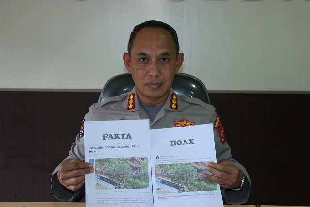 Polda Papua Klarifikasi Pemberitaan Hoax Kecelakaan Bus Paskibara di Waropen 1 WhatsApp Image 2022 08 18 at 15.41.43333333333333333333333