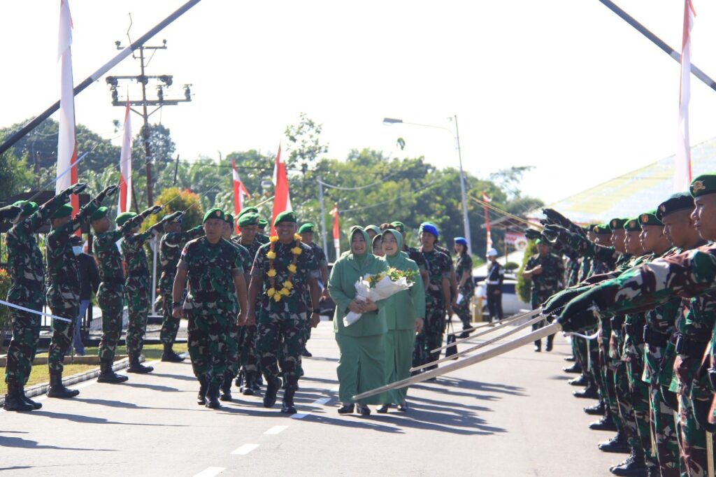 Keluarga Besar Kodam XVII/Cenderawasih Sukacia Sambut Mayjen TNI. Muhammad Saleh Mustafa