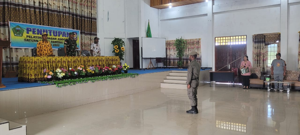 Dandim Yahukimo Tutup Pelatihan Dasar Satpol PP Kabupaten Nduga TA 2022 1 WhatsApp Image 2022 08 25 at 18.28.34