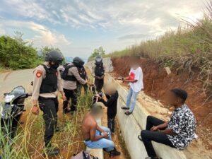 Miliki Ganja, Polisi Amankan 4 Oknum Mahasiswa di Jalan Alternatif Waena-Sentani