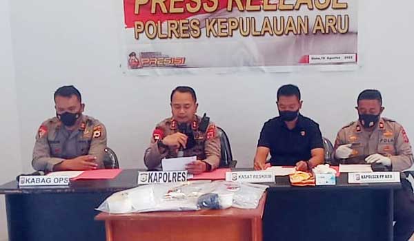 kapores aru konpers