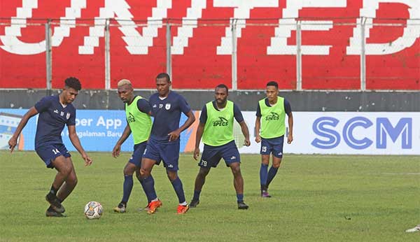 Persipura Laga ve Sulut United