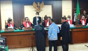 Sidang Perdana : JPU Dakwa Terduga Pelanggar HAM Berat Paniai