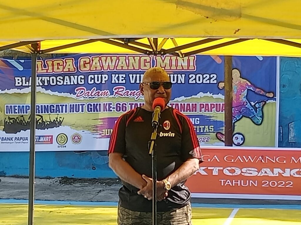 Buka Turnamen Gawang Mini Blaktosang Cup, Ini Pesan Dominggus Mandacan