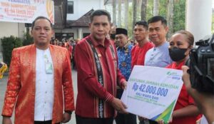 Momen Sumpah Pemuda ke 94 Tahun, Pemkot Ambon Beri Penghargaan dan Santunan