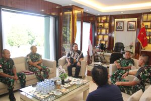 Pangdam Cenderawasih Terima Kunjungan GM PT Garuda Indonesia