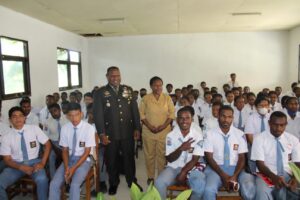 Dandim Jayawijaya Kunjungi SMA YPPK Santo Thomas Wamena