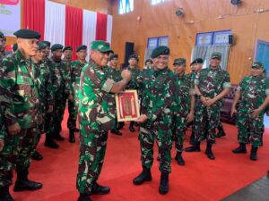 Pangdam Cenderawasih Kunjungi Pos Agats Satgas TNI Yonif 600/Modang