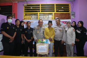 HUT Humas Ke-71, Bid Humas Polda Papua Anjangsana ke Purnawirawan Polri