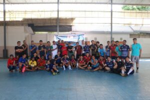 Semarak HUT Ke-71, Bid Humas Polda Papua Tanding Futsal Bersama Insan Pers