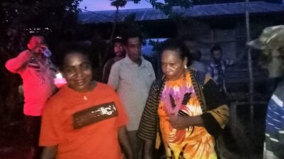 Reses Hari Kedua, Alberthina Mansinam Panen Aspirasi di Warga Kampung Rourouwt II