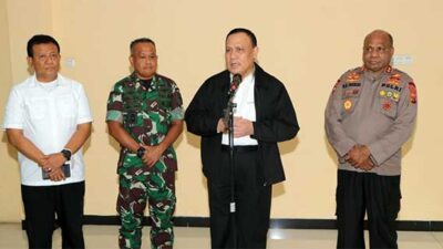 Ketua KPK Periksa LE Petinggi TNI Polri Dampingi