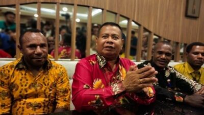 Kasus Lukas Enembe Lanjut Atau Tidak Tunggu Keputusan KPK