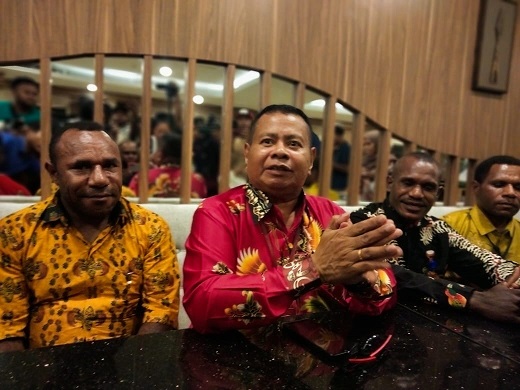 Kasus Lukas Enembe Lanjut Atau Tidak Tunggu Keputusan KPK 1 WhatsApp Image 2022 11 03 at 22.50.59999876