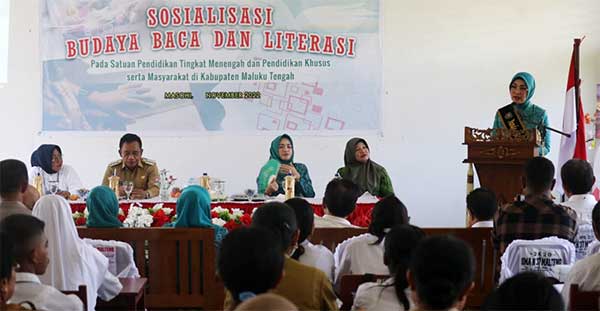Widya Pratiwi Kepsek SMA SMK Malteng Minat Baca