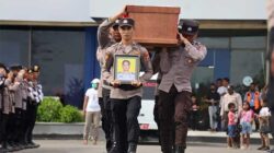 Jenazah Brigpol M. Yushdar Korban OTK di Yahukimo Diberangkatkan Pagi Ini ke Barru 15 IMG 20221201 WA0007