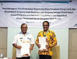 PLN Bersama Pemda Teluk Bintuni Hadirkan Akses Listrik di 2 Kampung