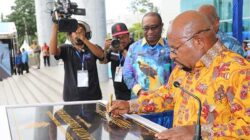 Gubernur Enembe Resmikan 4 Bangunan Milik Pemerintah Papua, Ini Pesannya 11 IMG 20221230 WA0033