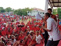 Umat Kristiani Berbagai Denominasi Gereja Banjiri Parade Natal Biak Numfor