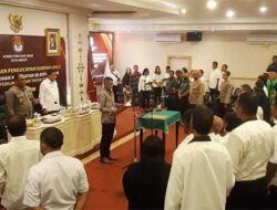 Hadiri Pelantikan PPK se-Kota Ambon, Ini Harapan Penjabat Wali Kota