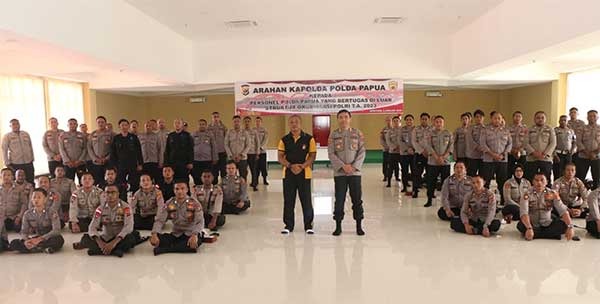 Wakapolda Papua Beri Arahan ke Personel yang Bertugas di Luar Struktur Organisasi 1 IMG 20230107 WA0002