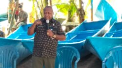 Pemprov Papua Barat Serahkan Bantuan 52 Perahu Kepada Nelayan Tradisional 19 IMG 20230113 WA0005 1