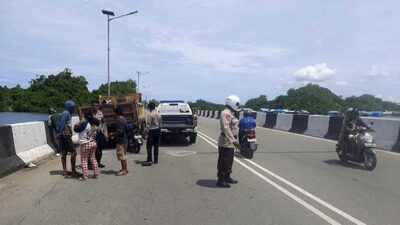 Pemotor Mabuk Tewas Cium Truk Parkir di Jembatan Ring Road, Penumpangnya Kritis