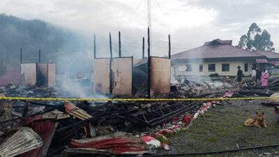 Kantor Inspektorat Puncak Jaya Hangus Terbakar, Polisi Masih Dalami Penyebabnya 