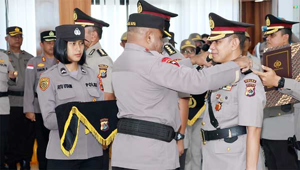 Kapolda Pap Sertijab 3 PJU 3 Kapolres