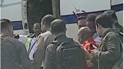 Pasca Ditangkap KPK, Tersangka Lukas Enembe Langsung Diterbangkan ke Jakarta