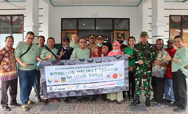 Tinjau Operasi Katarak Gratis di RSUD Mulia, Pj Bupati Puncak Jaya Apresiasi Penyelenggara 2 Pj Bupati Puncak Jaya Operasi Katarak Gratis2