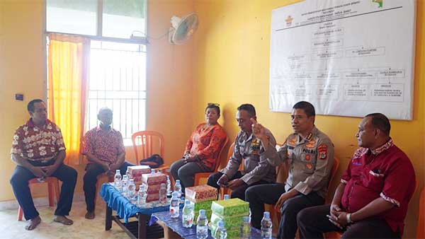 Polda PB Jumat Curhat