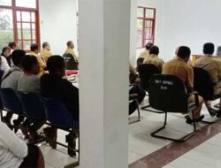 Setwan Biak Gelar Rapat Perdana di 2023, Evaluasi Kinerja Staf ASN dan Honorer