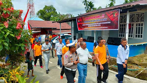 Jumat Curhat Kampung Kamtibmas, Bupati Hermus Ajak Masyarakat Bangun Manokwari 1 Bupati Manokwari Hermus Kmpung Kamtibmas Brawijaya