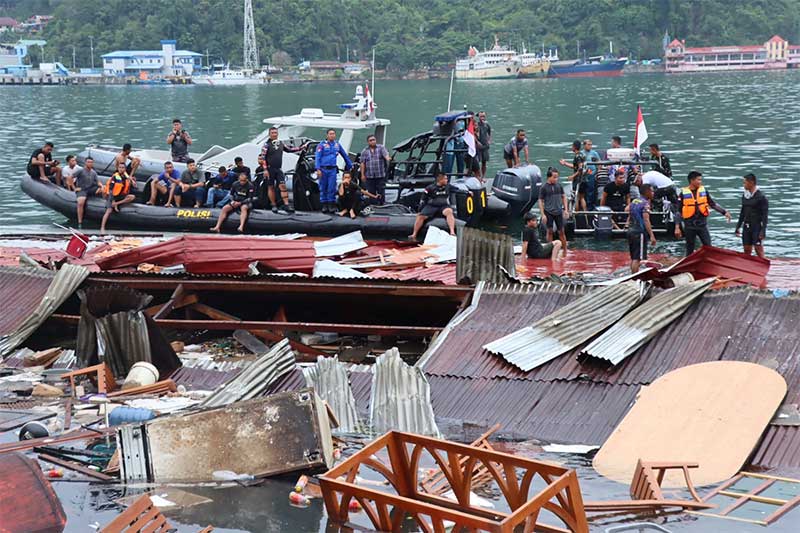 Gempa Darat M 5.4 Jayapura : 4 Meninggal Dunia, Sejumlah Gedung dan Fasilitas Umum Rusak Parah 2 Gempa darat M5.4 Restoran Cerita