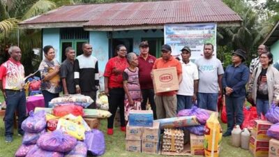 Banjir Rob Terjang Syurdori Bondifuar, Pemda Biak Beri Bantuan ke Warga Terdampak