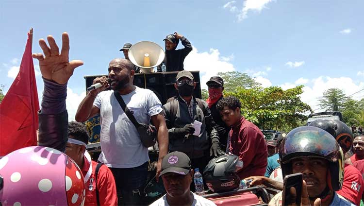Gelar Aksi, 5000an Orang Desak Kejati Papua Hentikan Kasus Johannes Rettob 2 Aksi Demo Dukung Plt Bupati Mimika2
