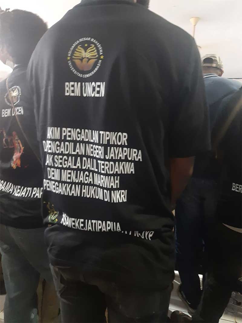 BEM Aksi di PN Jayapura Dukung Kejati Papua