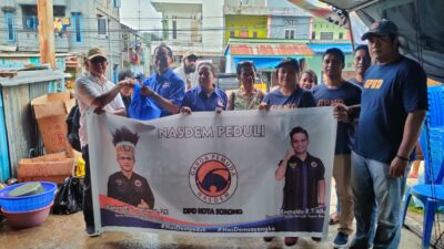 NasDem Peduli Korban Kebakaran Serahkan Bantuan Sembako dan Pakaian Layak Pakai