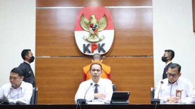 KPK Tahan Pengacara Tago SS
