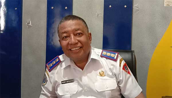 Kepala Dishub Kota Ambon Robby Sapulette